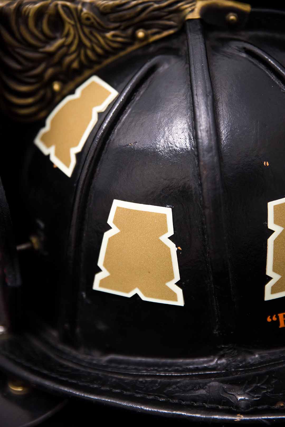 IdentiFire™ Solid Color Tets w/ Glow Border