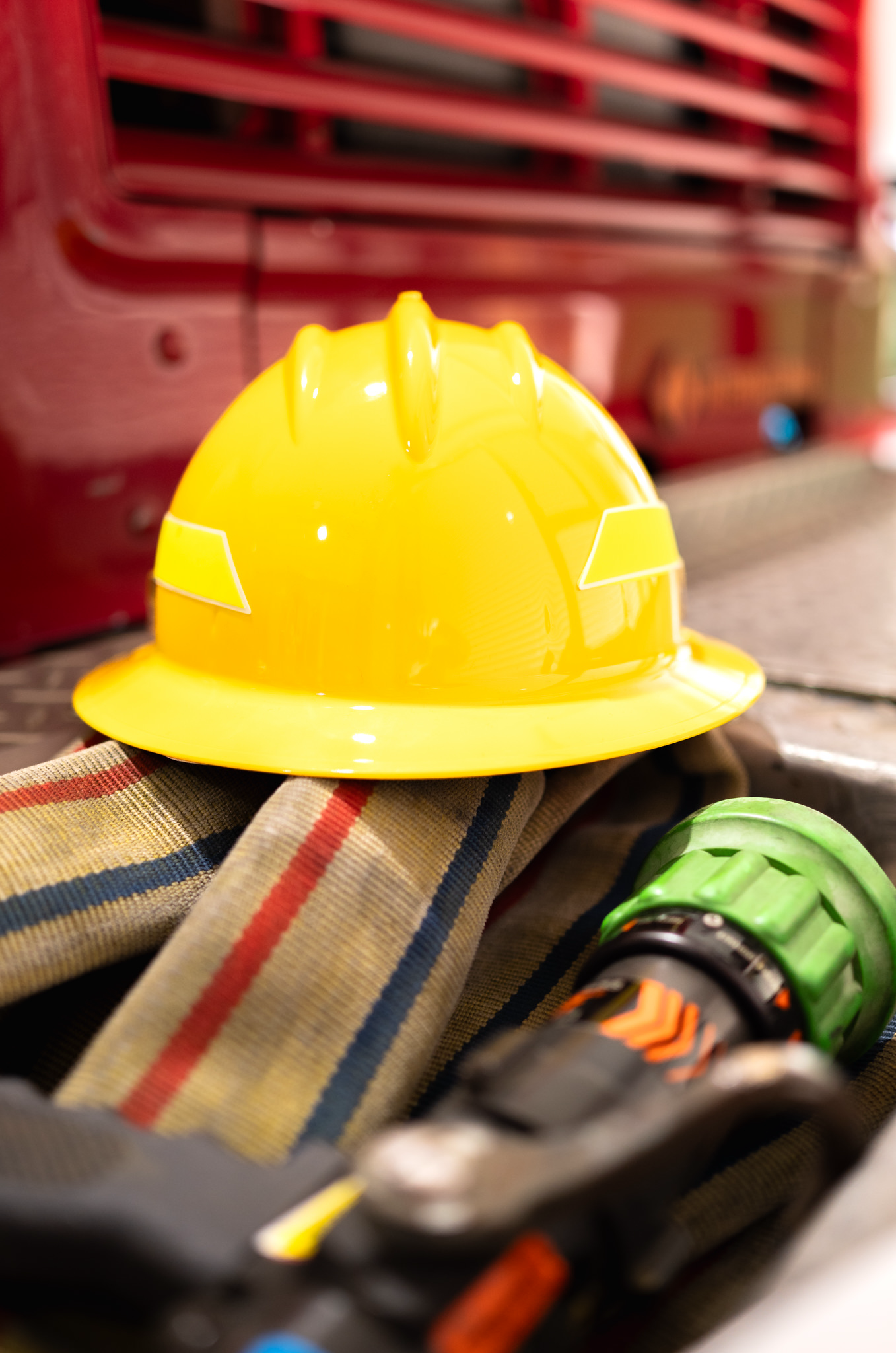 IdentiFire™ Wildland Helmet Tets