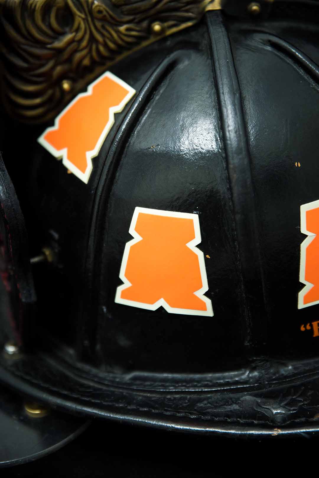 IdentiFire™ Solid Color Tets w/ Glow Border