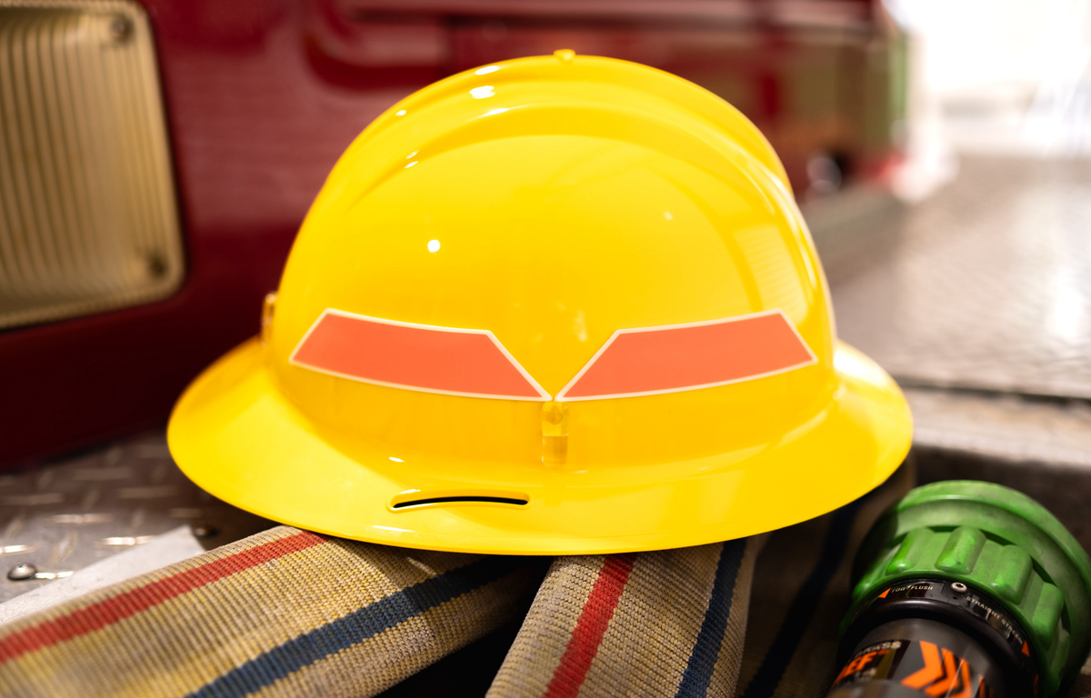 IdentiFire™ Wildland Helmet Tets