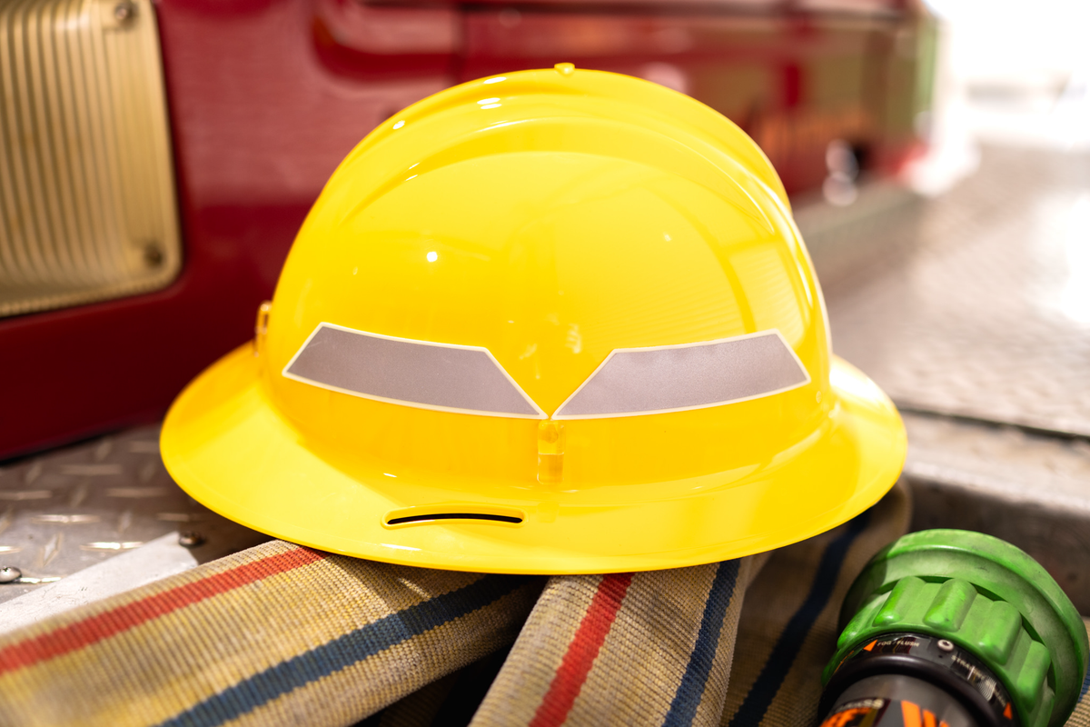 IdentiFire™ Wildland Helmet Tets